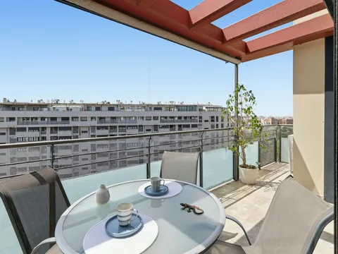 Dúplex en Avenida de Francia — foto 4